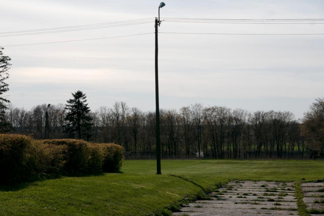 Zar - Dworek W Zarnowcu Zarnowiec Exterior foto